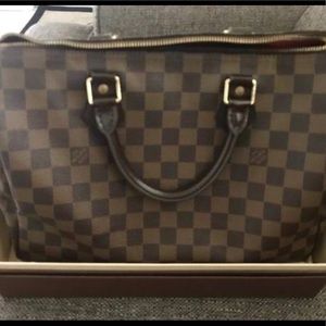 Louis Vuitton speedy 30